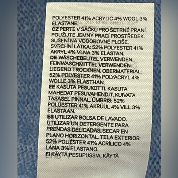 H&M Blue Knit Short Sleeve Oversize Collared Sweater Rhinestone Buttons READ - Picture 6 of 6